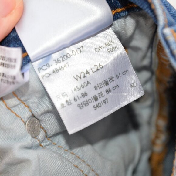 Levi's 501 Straight Leg Relaxed Jeans Medium Wash Sz 24 - Picture 8 of 10